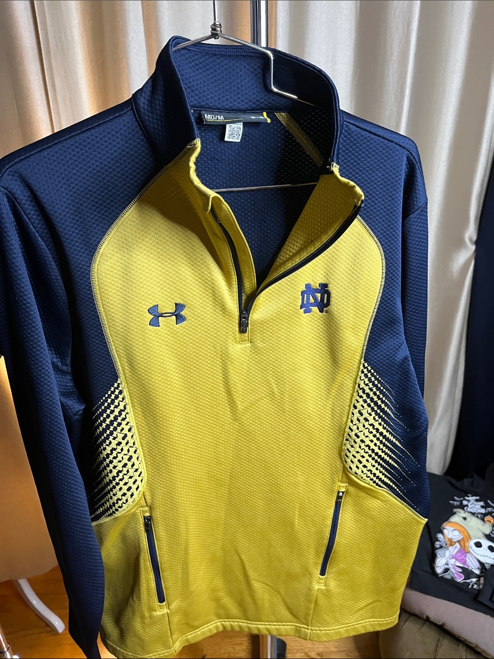 Norte Dame IRISH under armour colab athletic1/2 zip pullover 2 pkt. Navy gold
